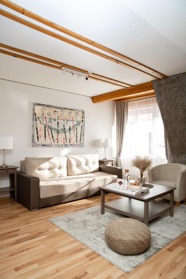 Melynojo Karpio Namas Bed and Breakfast Kinty Εξωτερικό φωτογραφία
